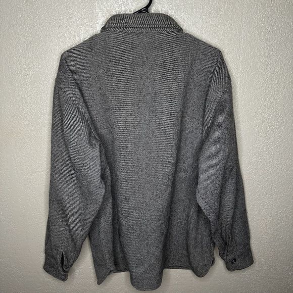 Vintage Woolrich Herringbone Wool Button Mackinaw Cruiser Jacket XL - Picture 3 of 6